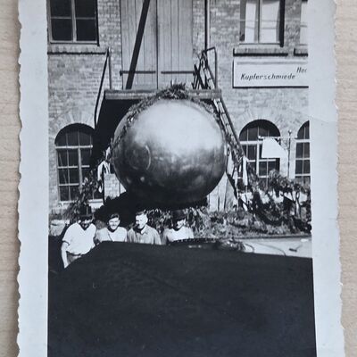 Bild vergr&ouml;&szlig;ern: Jahresr�ckblick 2025 Schlossturmkugel